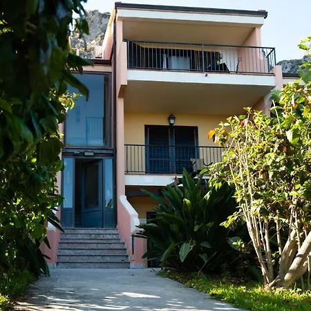 Casa Belvedere Riviera Taormina * SantʼAlessio Siculo